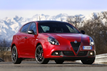 Alfa-Romeo_Nuova-Giulietta_Face.jpg
