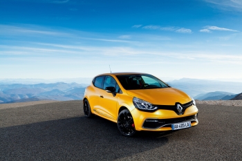 Renault_Clio_RS_43824_global_fr.jpg