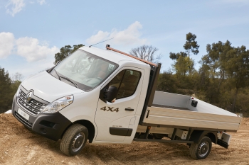 Renault_Master_4X4_lateral.jpg