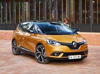 Renault_SCENIC_avant.jpg